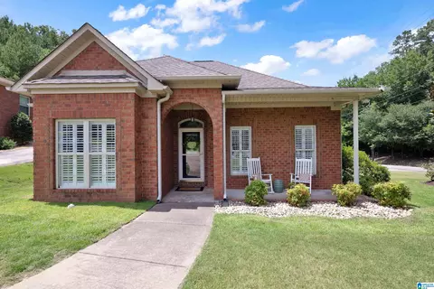 501 Magnolia Crest Cir, Gardendale, AL 35071