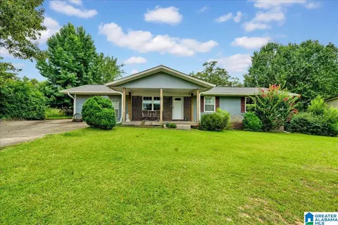 616 10th Ter, Pleasant Grove, AL 35127