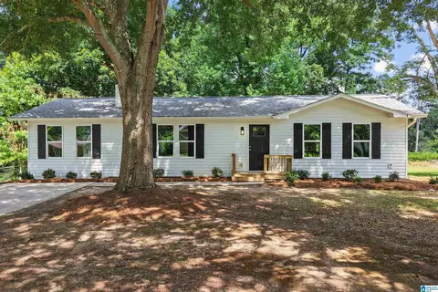 6967 Heather Ln, Pinson, AL 35126