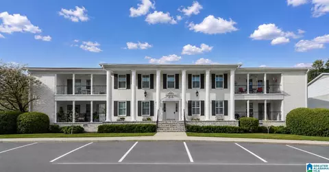 1858 Rockwood Rd #1858, Vestavia Hills, AL 35216