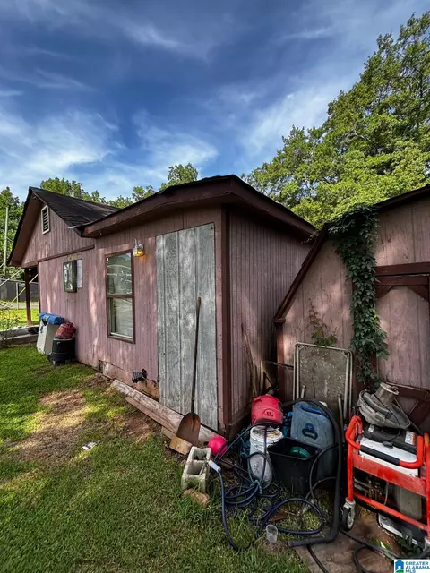 5466 SW Jefferson Ave, Birmingham, AL 35221