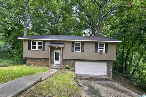 2511 Willowood Cir, Birmingham, AL 35215