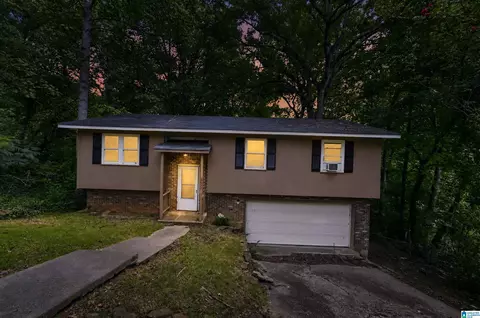 2511 Willowood Cir, Birmingham, AL 35215