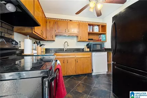 Kitchen - 5310 Forest Park Dr, Mobile, AL 36618 photo 1 of 1