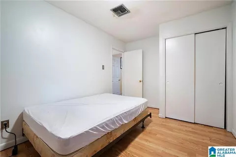 Bedroom - 5310 Forest Park Dr, Mobile, AL 36618 photo 3 of 3