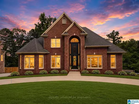 302 Palace Dr, Trussville, AL 35173