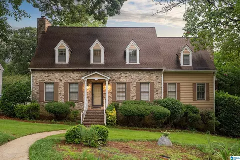 2562 Foothills Dr, Hoover, AL 35226