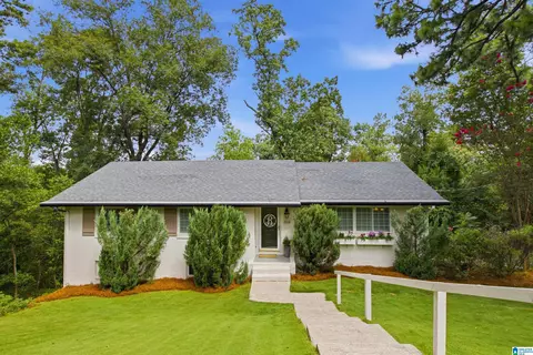1514 Ridge Rd, Homewood, AL 35209
