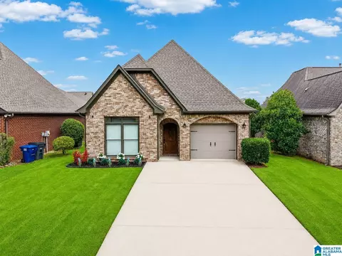 1205 Overlook Dr, Trussville, AL 35173
