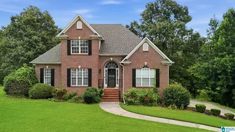 2748 Oakleaf Cir, Helena, AL 35022