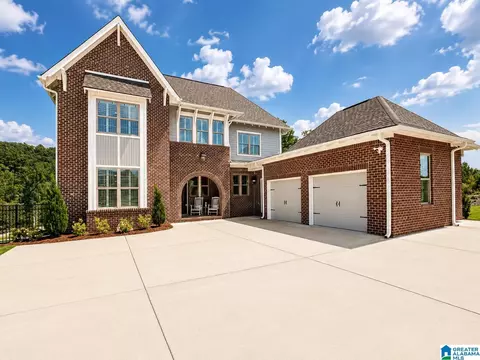 1054 Eagle Nest Cir, Birmingham, AL 35242
