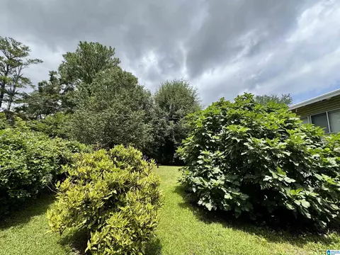 719 Spring St S, Talladega, AL 35160