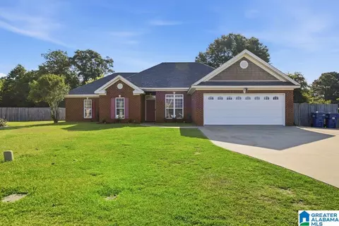 51 Truxton Ct, Wetumpka, AL 36093