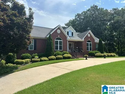 117 Stillwood Dr, Columbiana, AL 35051