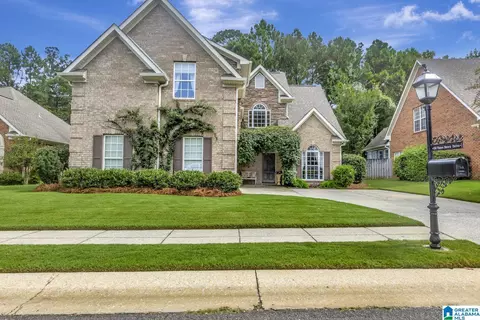 120 Thorn Berry Dr, Birmingham, AL 35242