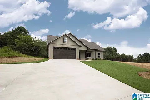 522 Holt Cir, Hayden, AL 35079