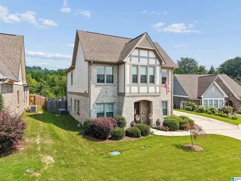 6650 Woodmere Xing, Leeds, AL 35094