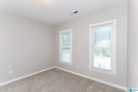 Bedroom - 103 Comanche Cir, Alabaster, AL 35007 photo 4 of 5
