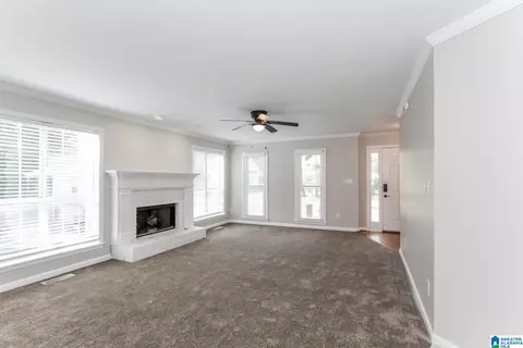 Living - 103 Comanche Cir, Alabaster, AL 35007 photo 1 of 4