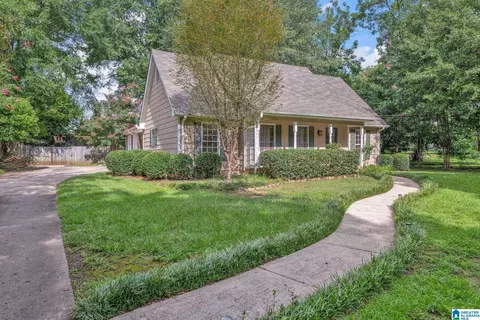 3493 Hurricane Rd, Hoover, AL 35226