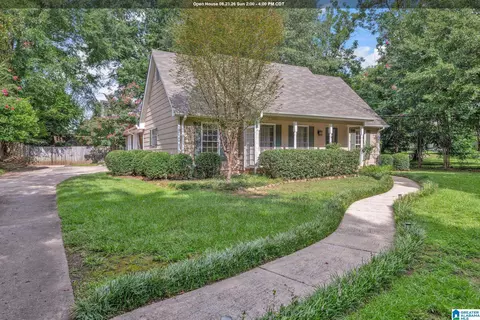 3493 Hurricane Rd, Hoover, AL 35226