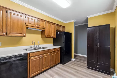 Kitchen - 210 17th St E, Jasper, AL 35501 photo 3 of 3
