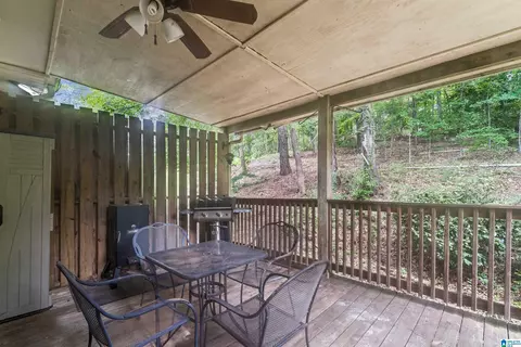 Exterior - 210 17th St E, Jasper, AL 35501 photo 7 of 9