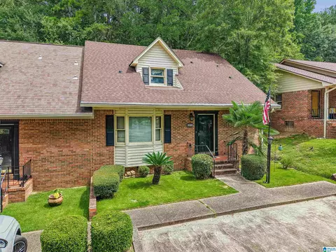 Exterior - 210 17th St E, Jasper, AL 35501 photo 8 of 9