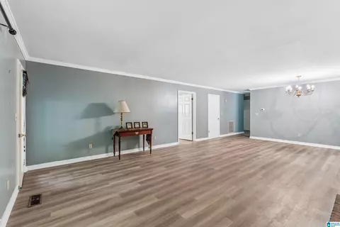 Living - 210 17th St E, Jasper, AL 35501 photo 4 of 8