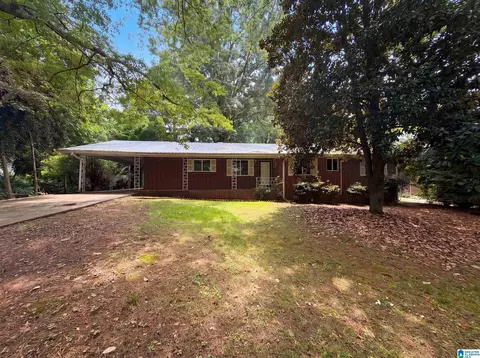 127 Walker Ave, Hueytown, AL 35023