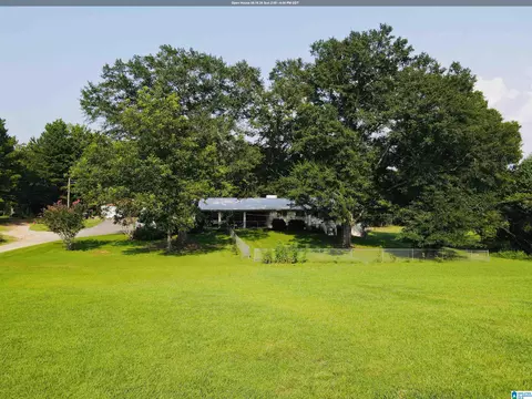 1338 Lister Dr, Pell City, AL 35125