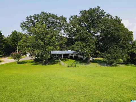 1338 Lister Dr, Pell City, AL 35125