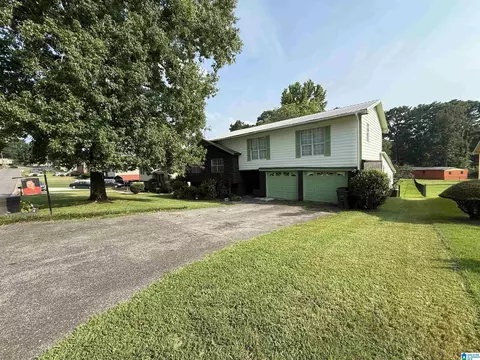 540 Harlem Ave, Hueytown, AL 35023