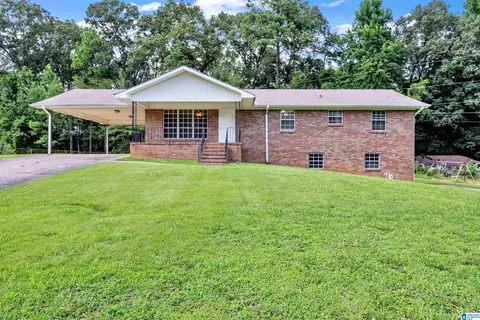 607 Green Blvd, Adamsville, AL 35005