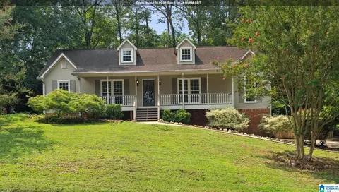 219 Russet Woods Dr, Hoover, AL 35244