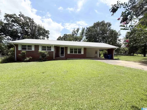 701 W 9th St, Oxford, AL 36203