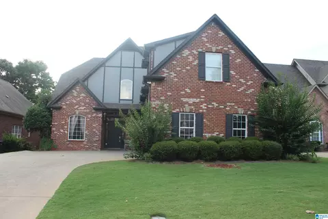8722 Highlands Dr, Trussville, AL 35173
