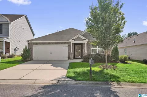 4690 Woodford Cir, Bessemer, AL 35022