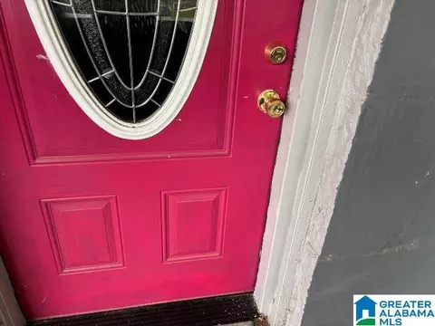 Entry Way - 21 Circle Dr, Anniston, AL 36201 photo 7 of 13