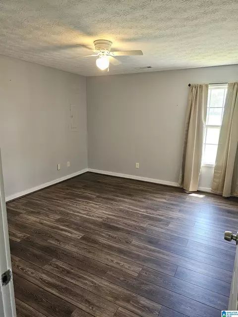 Bedroom - 1025 County Road 370, Clanton, AL 35045 photo 2 of 2