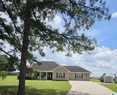 Exterior - 1025 County Road 370, Clanton, AL 35045 photo 4 of 9