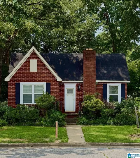 9 N Hightower Ave, Sylacauga, AL 35150