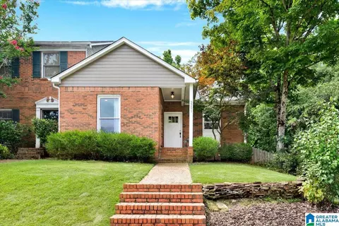 2201 Ascot Ln, Birmingham, AL 35216