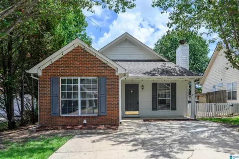 1017 Wyndham Ln, Helena, AL 35080