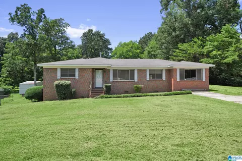 2324 4th St NW, Center Point, AL 35215