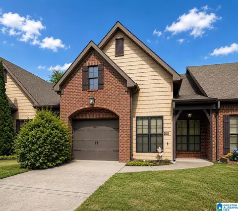5221 Sterling Glen Dr, Pinson, AL 35126