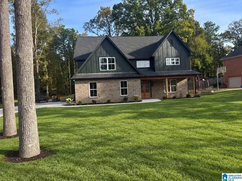 119 Walking Horse Trce, Alabaster, AL 35007