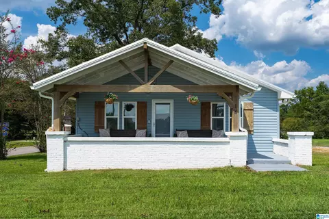 16 Massey Rd, Alabaster, AL 35007