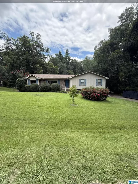 204 Laurel Dr, Gardendale, AL 35071