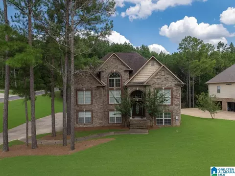15 Lakeside Dr, Odenville, AL 35120